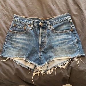 Levi 501 Jean shorts